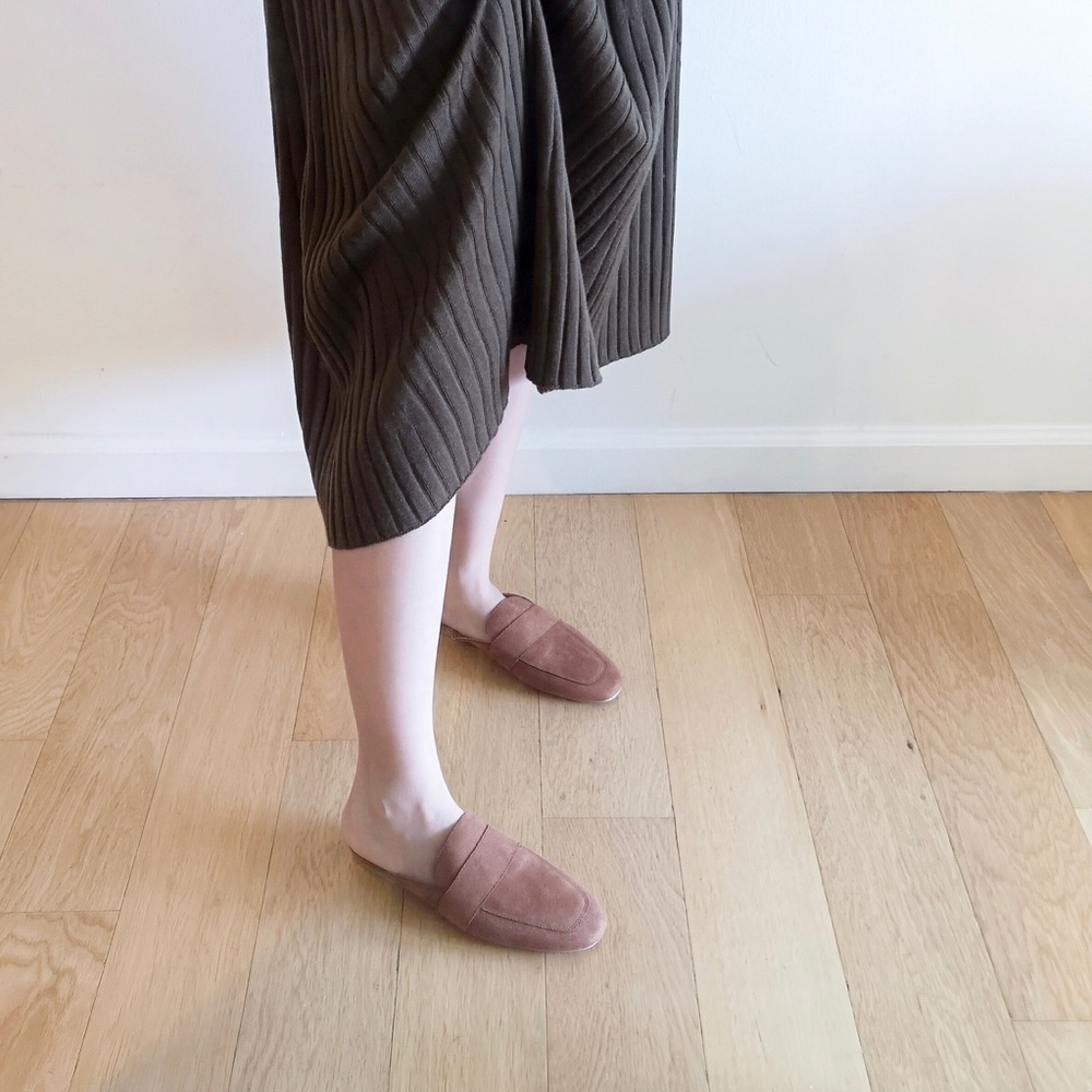 MOVING SAlE Carmel chic slipper - Picture 4 of 6